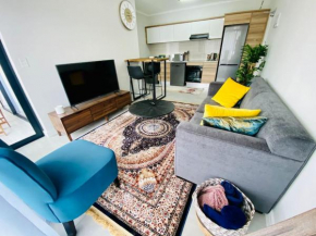 Luxury 1 Bed in Waterfall, Midrand
